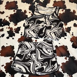 No Boundaries Black And White Marble Patterned Tank And Shorts Set Size XL